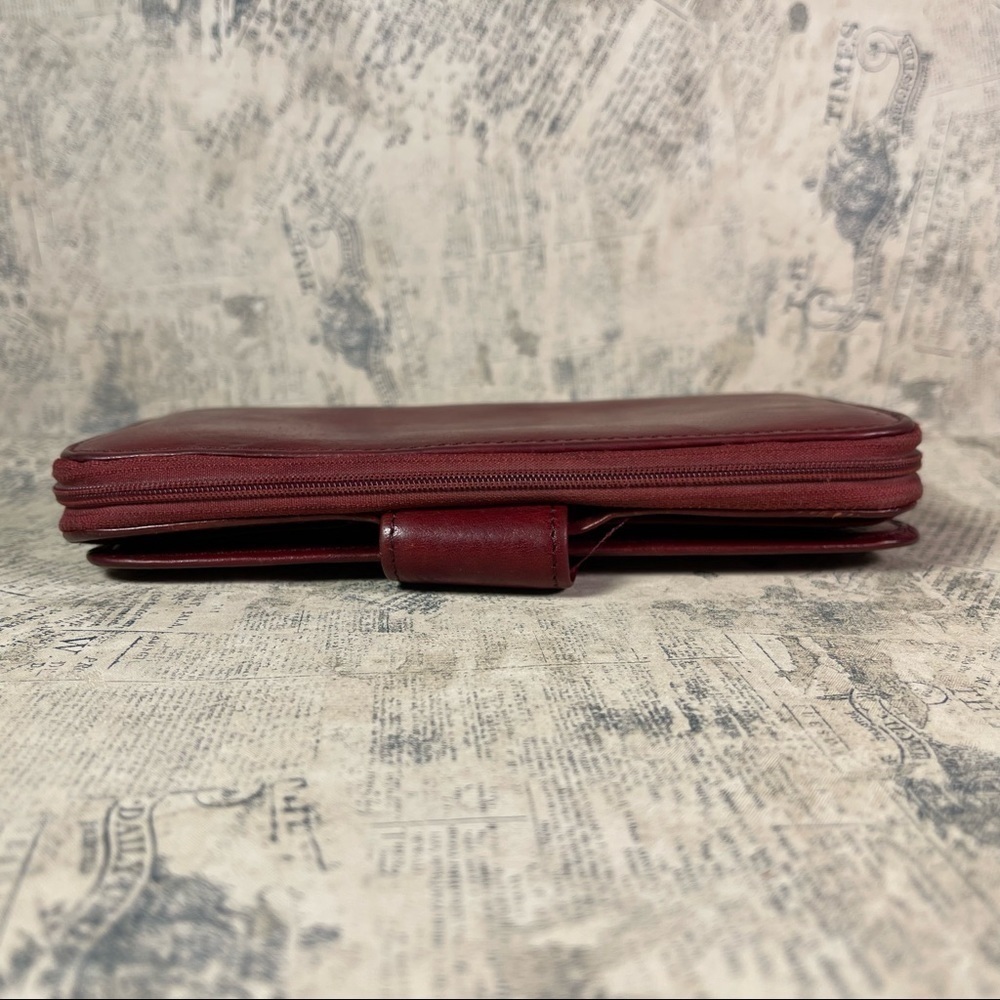 Pelle Studio Large Wallet/Organizer - Picture 5 of 10